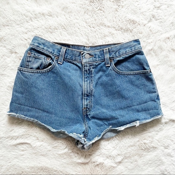 LEVI’S | Vintage 550 Cutoff Shorts Size 28 - Picture 2 of 6